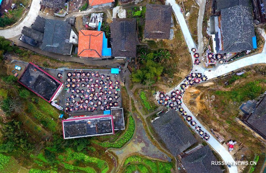 Гостеприимство народности мяо в Жуншуй-Мяоском автономном уезде