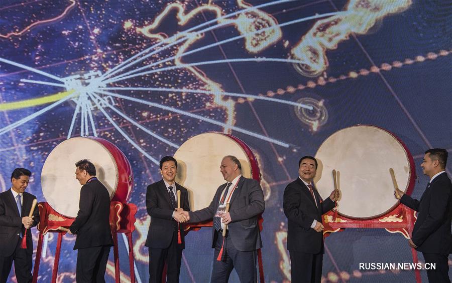 В Сиане открылась международная туристическая выставка "Великий Шелковый путь 2018"