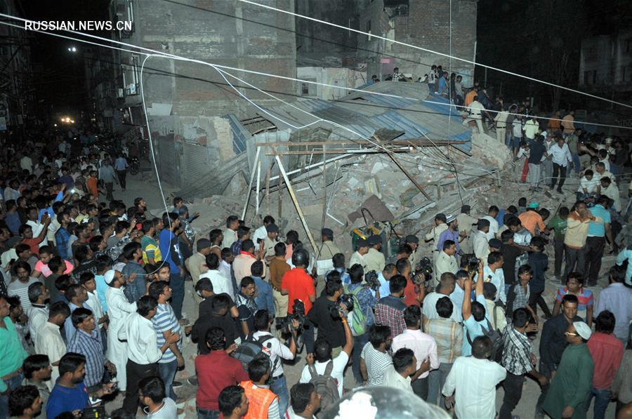 В Индии девять человек погибли в результате обрушения гостиницы 