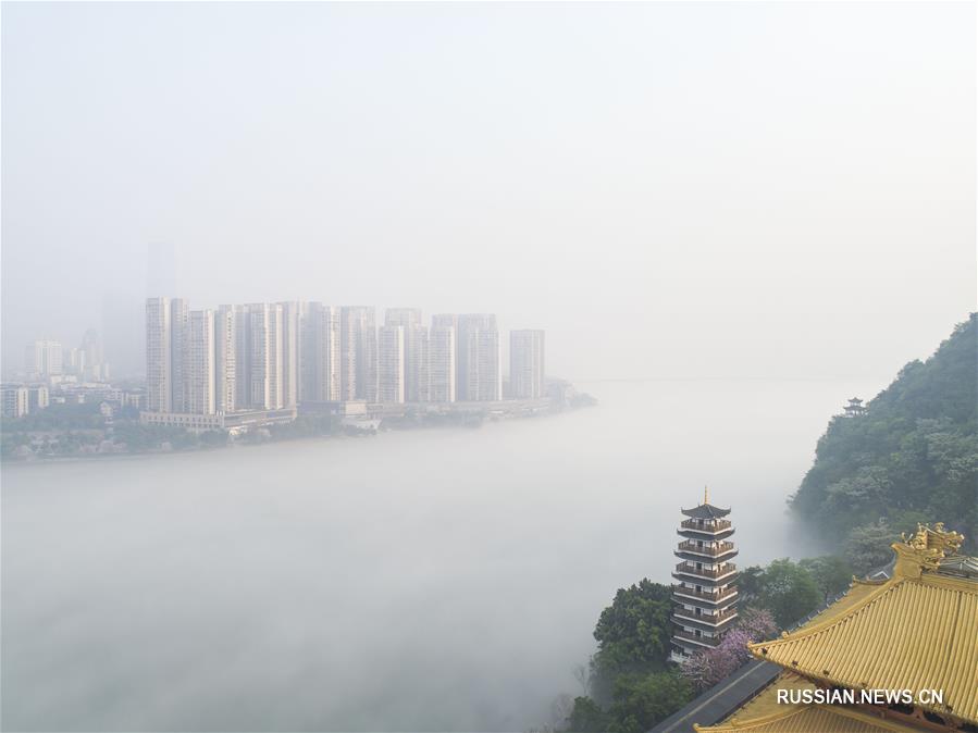 Утренний туман над рекой Люцзян