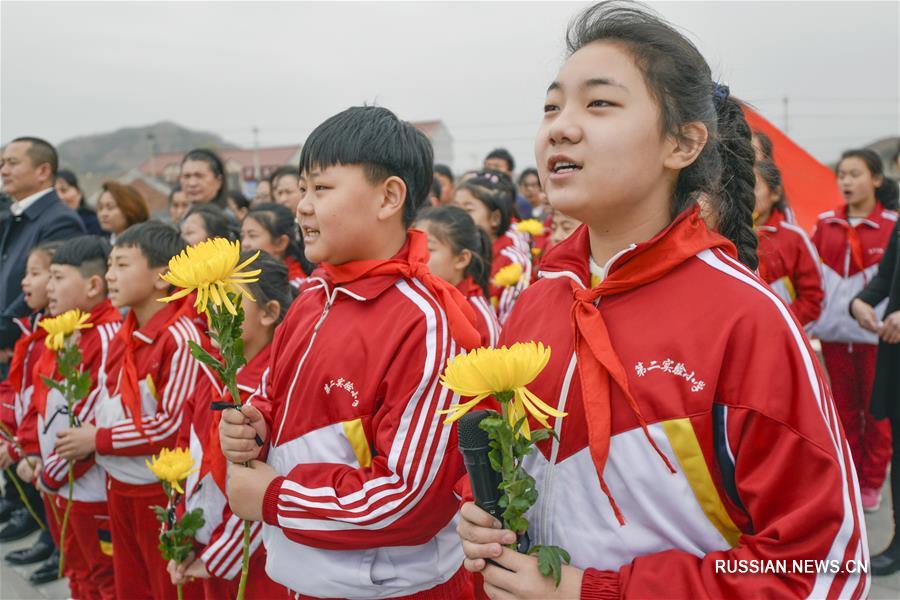 По всему Китаю проходят мероприятия в память о павших героях