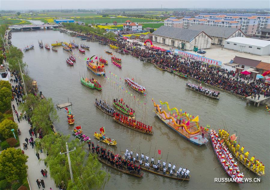 Лодочный фестиваль в провинции Цзянсу