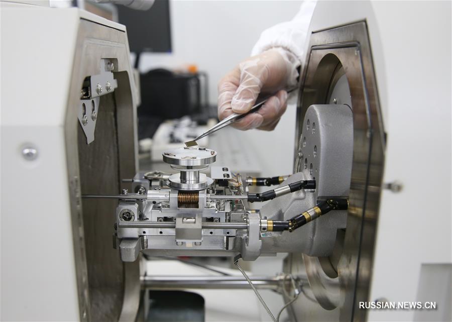 Китайские ученые изобрели технологию хранения данных третьего типа