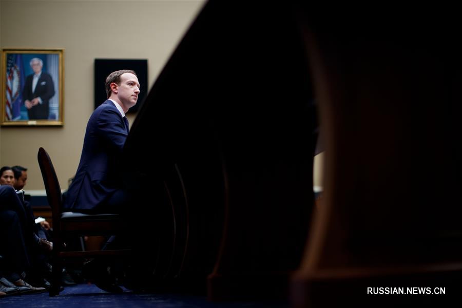 Цукерберг пообещал принять новые меры для защиты личных данных пользователей 