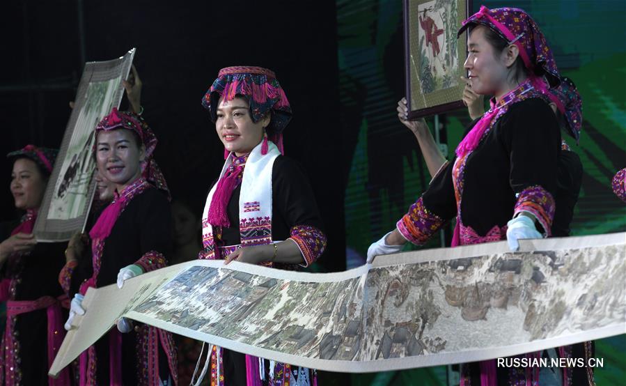 Жители провинции Хайнань празднуют Саньюэсань