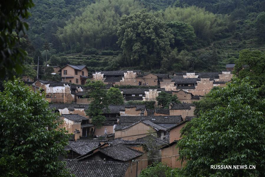 Проект "Тысяча образцовых деревень, десять тысяч обустроенных деревень" в провинции Чжэцзян