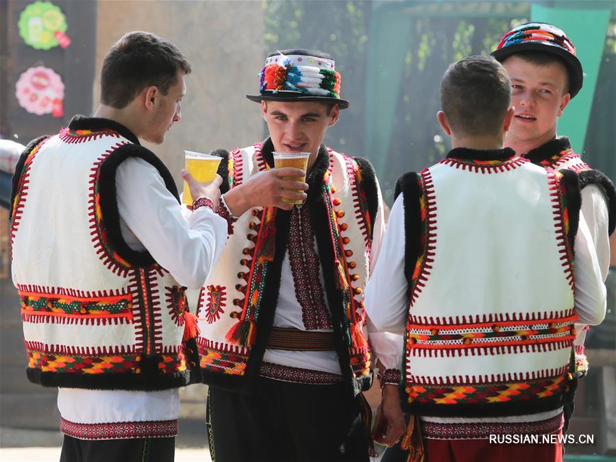 Под Киевом прошел 1-й Фестиваль гуцульской культуры "ГраждаFest"