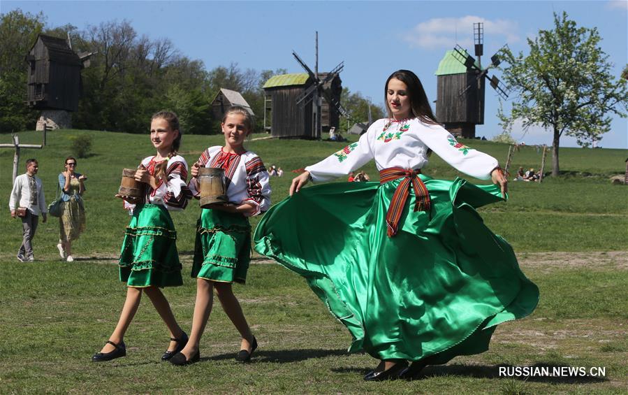 Под Киевом прошел 1-й Фестиваль гуцульской культуры "ГраждаFest"