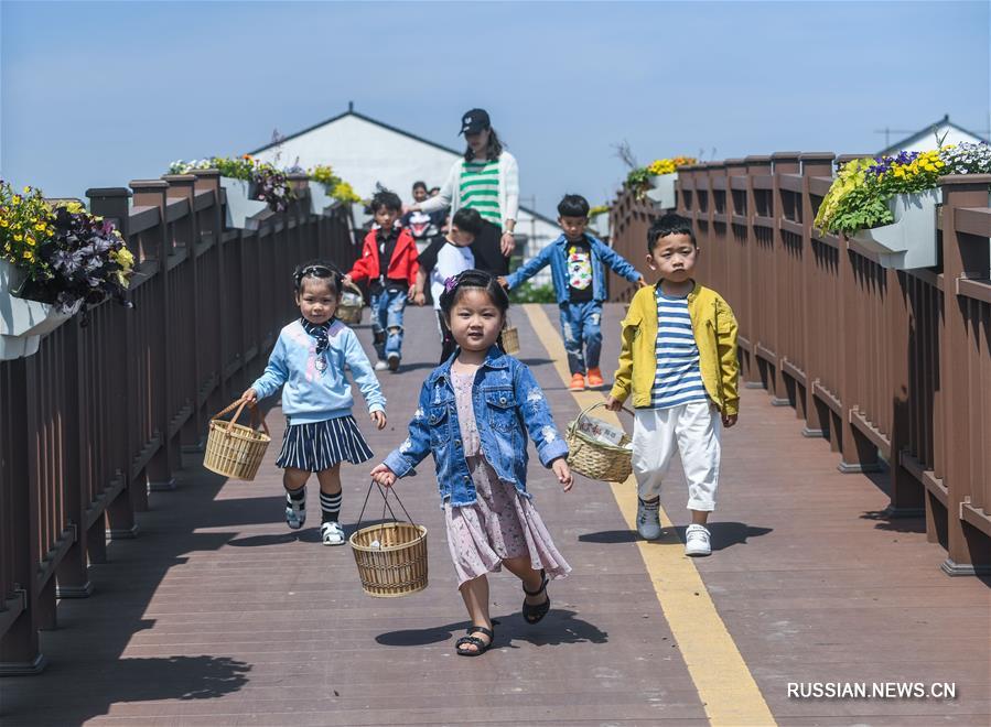 В деревне Диншаньхэ встречают сезон "лися"