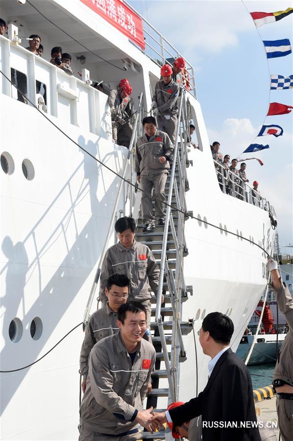 Китайское исследовательское судно "Даян-1" возвратилось в Циндао