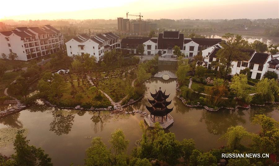 Развитие туризма в новом поселке Цзыцзинхуа в провинции Аньхой