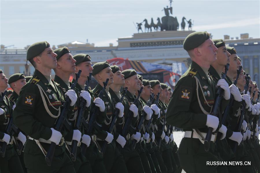 Парад Победы в Санкт-Петербурге