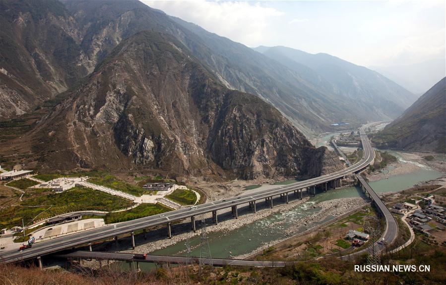 Строительство скоростной "дороги в небеса" в провинции Сычуань