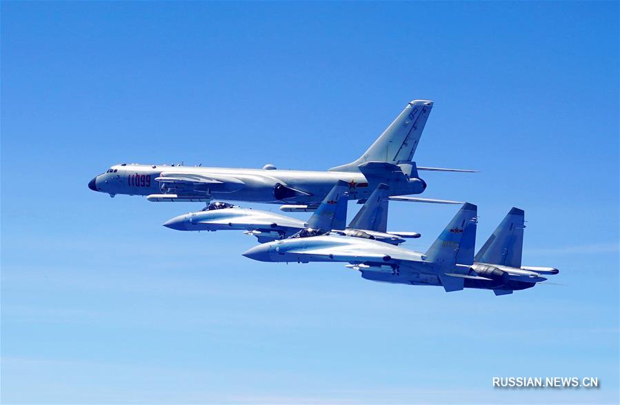 Самолеты ВВС НОАК разных типов провели патрулирование острова Тайвань с двух направлений