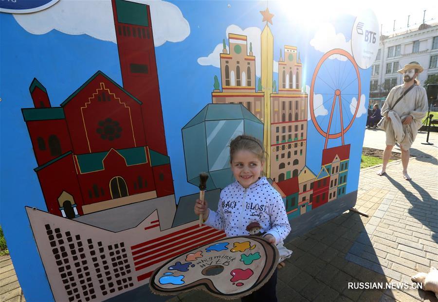 В Минске открылась выставка сюрреалиста Г.Скрипниченко