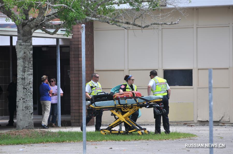 Жертвами расстрела в школе Санта-Фе стали 10 человек