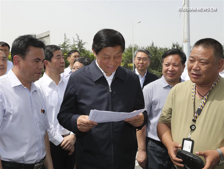 Ли Чжаньшу посетил провинцию Хэнань для проверки мер по профилактике загрязнения атмосферы