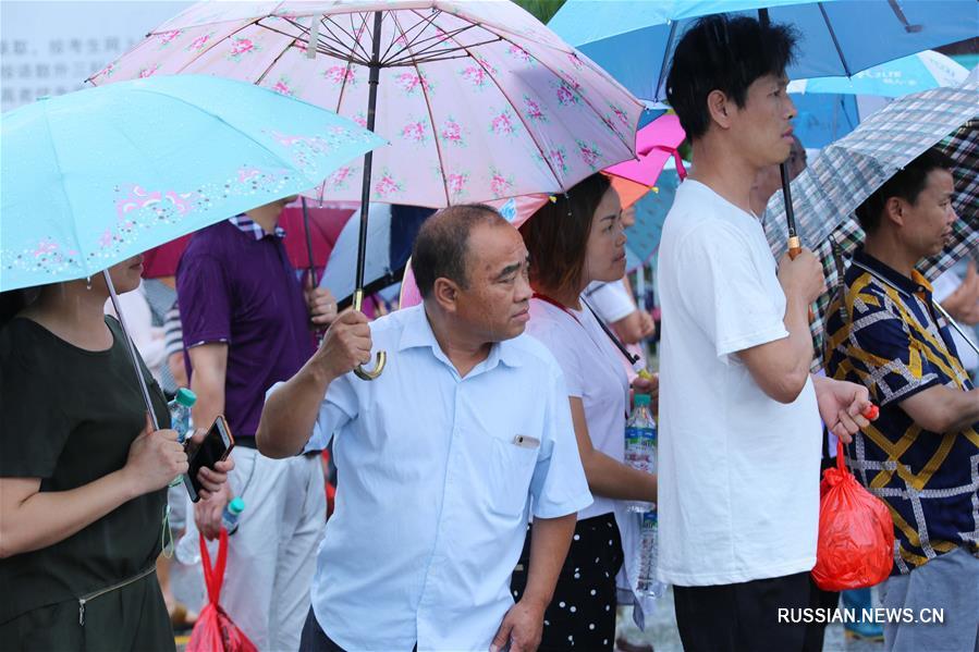 В Китае начались госэкзамены "гаокао"