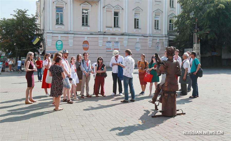 В Центральной Украине стартовал 2-й Международный художественный пленэр