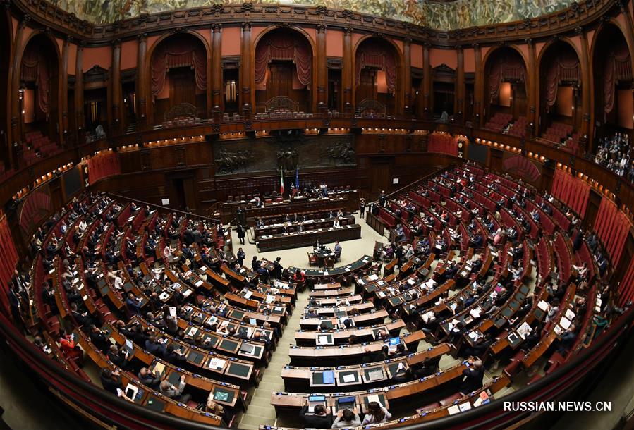 Новое правительство Италии получило вотум доверия в двух палатах парламента