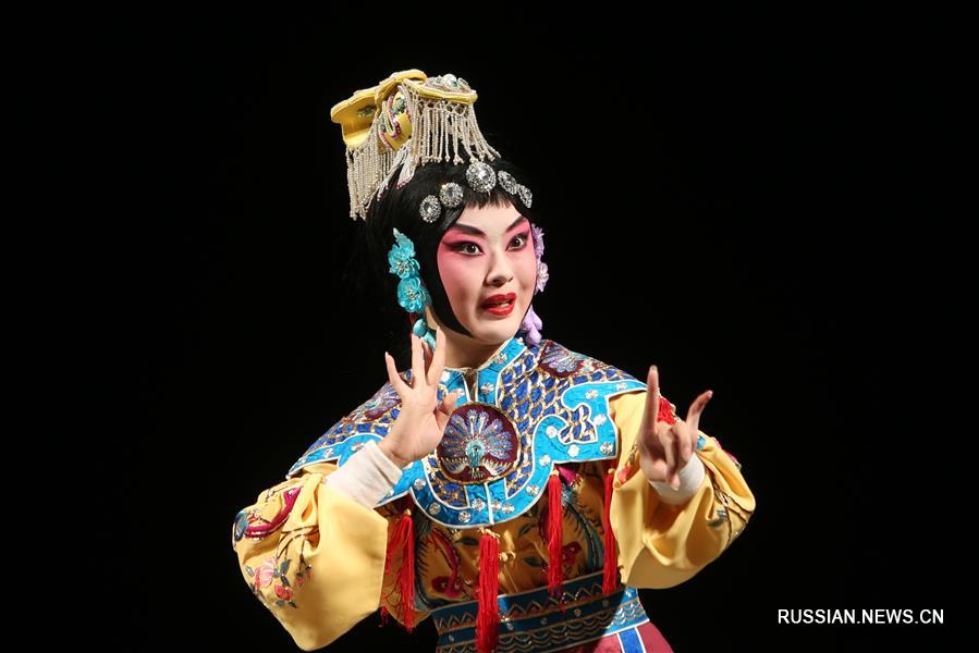 В белорусском городе Могилев впервые преставлена китайская музыкальная драма