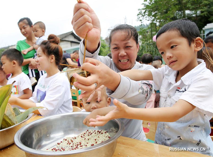 Предпраздничные мероприятия в детсадах и школах Китая