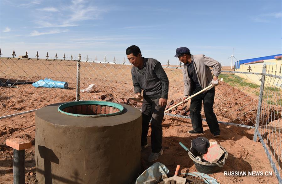 Степи вокруг города Баян-Нур Внутренней Монголии страдают от серьезной засухи
