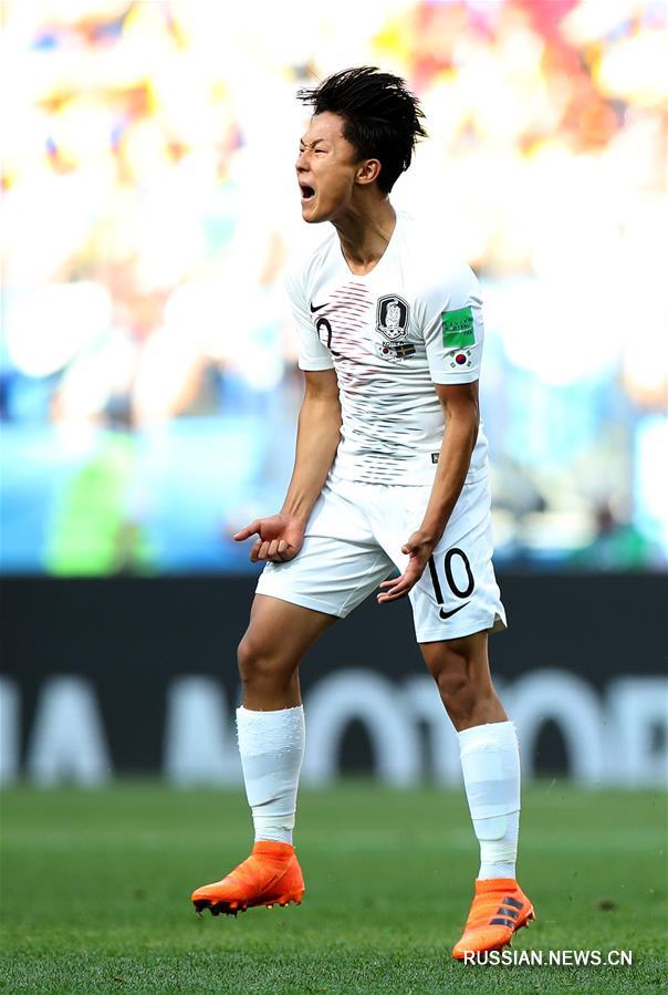 Футбол -- ЧМ-2018, группа F: Швеция победила РК