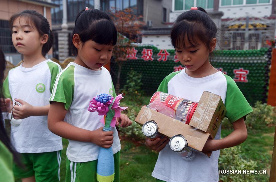 Малыши из уезда Чансин учатся раздельному сбору мусора