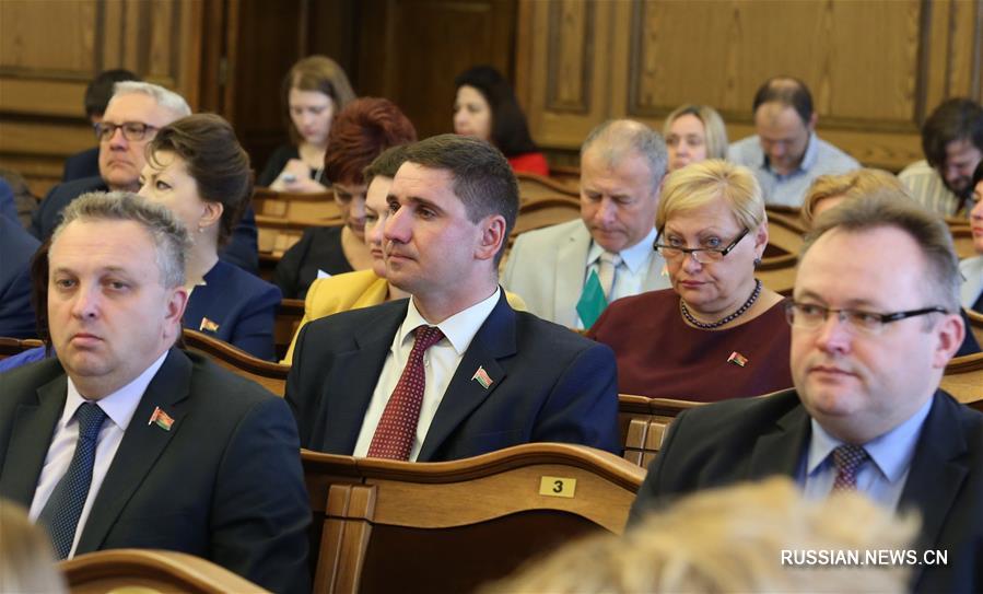 Белорусские депутаты ратифицировали соглашение с Китаем о безвизовом режиме