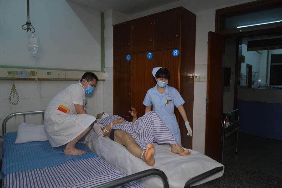 В ДТП на участке шоссе Пекин-Сянган-Аомэнь в провинции Хунань погибли 10 человек 