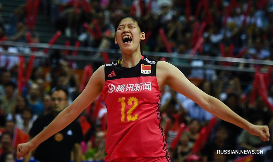 В групповом матче финального этапа женской волейбольной Лиги Наций китайская сборная  проиграла бразильской команде со счетом 0:3