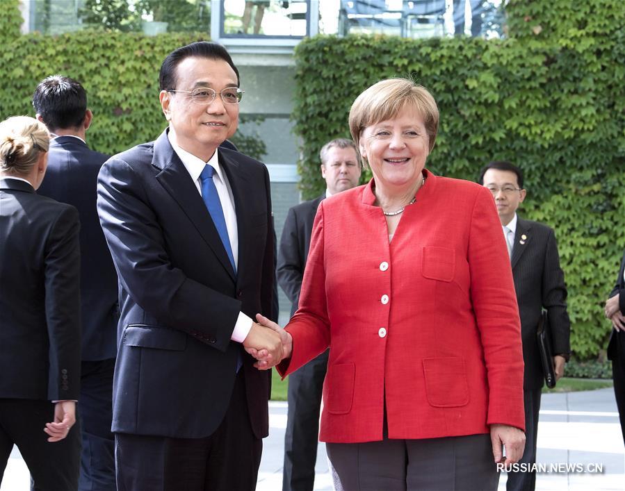 Ли Кэцян провел переговоры с канцлером ФРГ А. Меркель