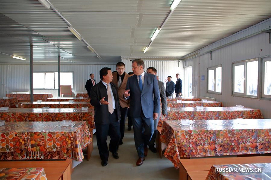 В китайско-белорусском индустриальном парке "Великий камень" открылись строительный городок и отделение "АСБ Беларусбанк"