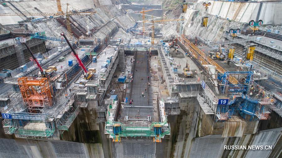 Начат основной этап строительства ГЭС "Байхэтань"