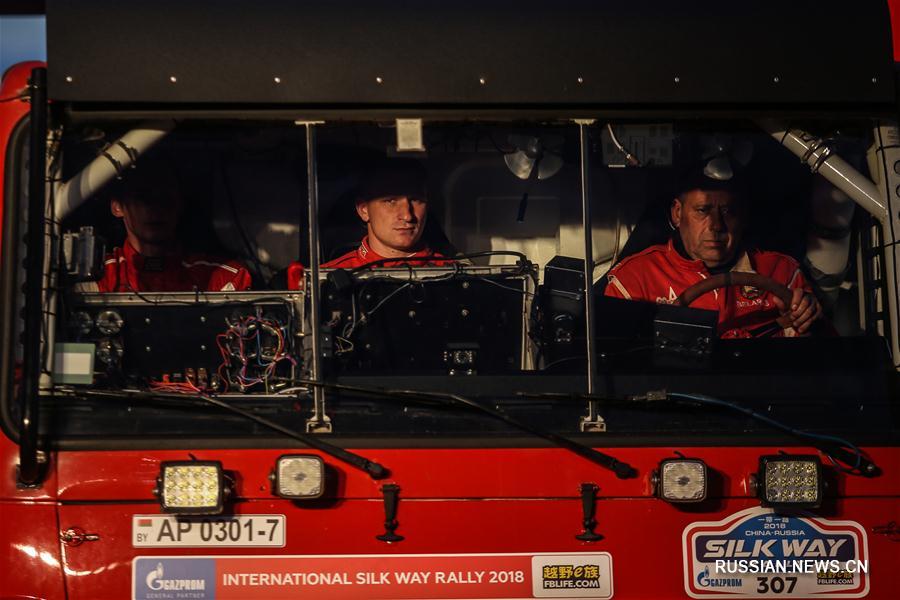 Церемония открытия ралли "Шелковый путь-2018" в Астрахани