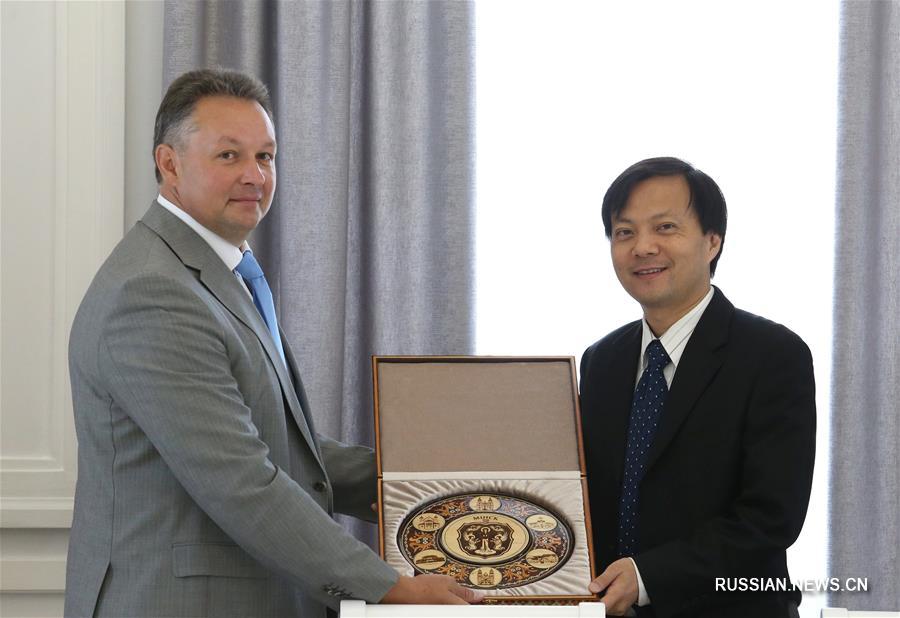 Состоялась встреча мэра Минска Андрея Шорца и делегации из района Новый Пудун Шанхая