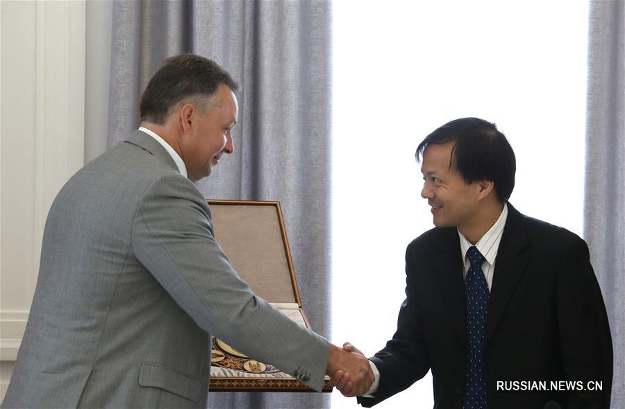 Состоялась встреча мэра Минска Андрея Шорца и делегации из района Новый Пудун Шанхая