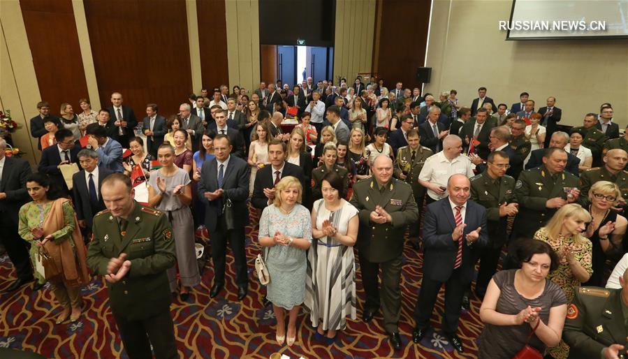 Посольство КНР в Беларуси устроило прием по случаю 91-й годовщины образования НОАК