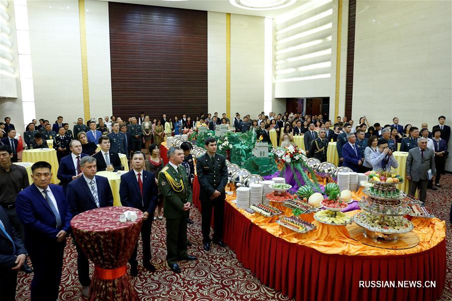 Посольство КНР в Казахстане устроило прием по случаю 91-летия создания НОАК