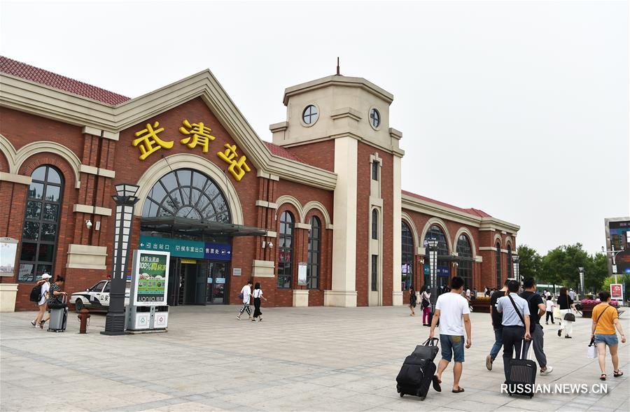 Ровно 10 лет назад открылось движение поездов на первой китайской ВСЖД