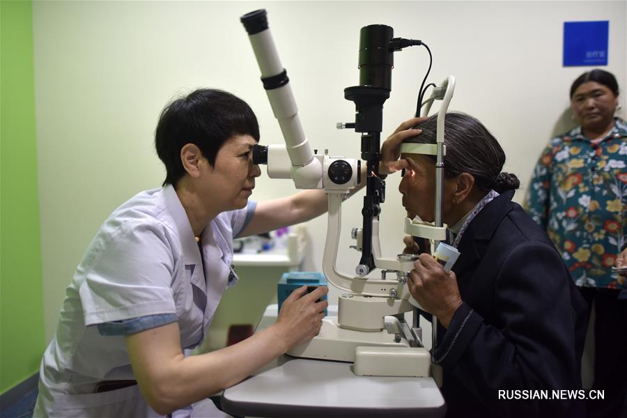 В провинции Цинхай проведут благотворительные операции для 1500 больных катарактой малоимущих граждан