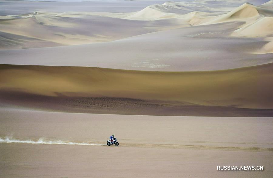 Прекрасные пейзажи Синьцзян-Уйгурского автономного района привлекают все больше туристов