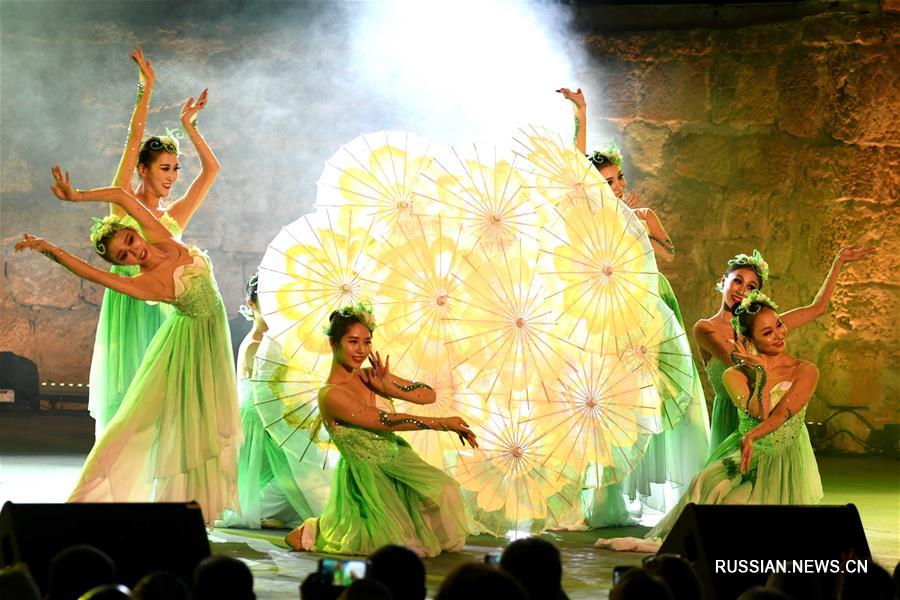 Художественный спектакль "Прекрасный Китай. Восхитительный Гуанси" на фестивале в Тунисе