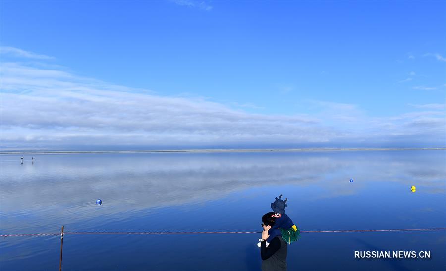 "Зеркало неба" -- соленое озеро Чака