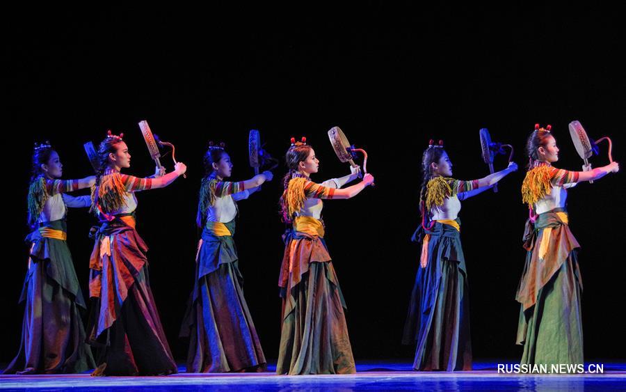 В ТАР прошел отчетный концерт музыкантов и танцоров с произведениями, созданными на основе собранных народных традиций