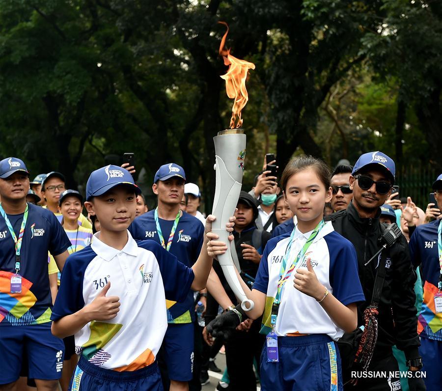 Эстафета огня 18-х Азиатских игр в Джакарте
