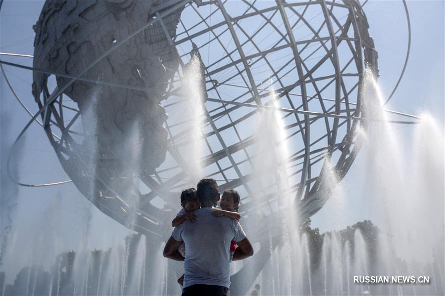 Сильная жара в Нью-Йорке 