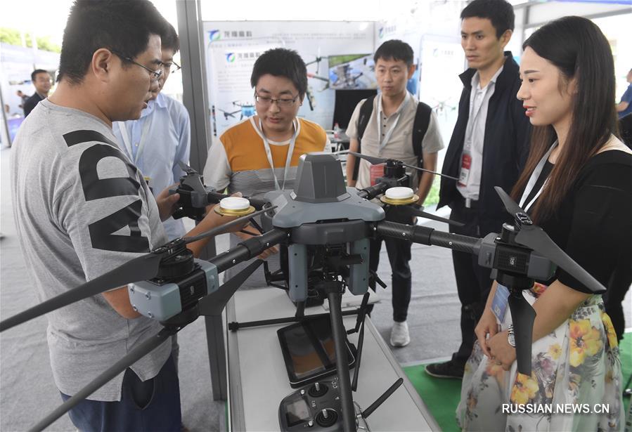  Глобальная конференция по беспилотным летательным аппаратам открылась в китайском Чэнду
