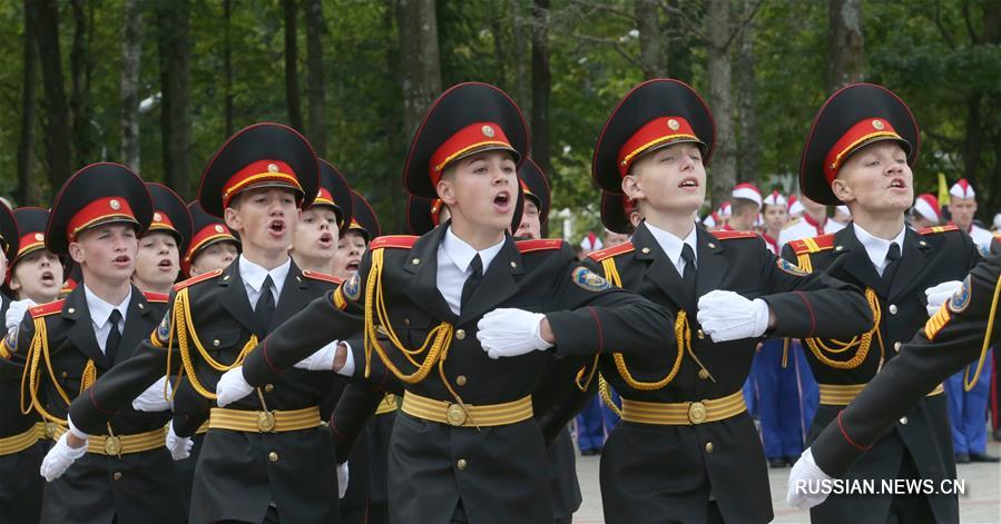 В Беларуси стартовали соревнования юных спасателей-пожарных